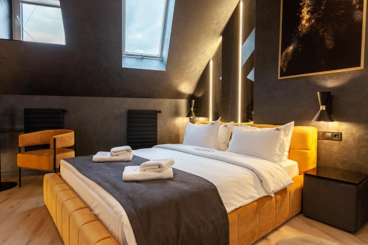 Aristo Jacuzzi Hotel Lviv Kültér fotó